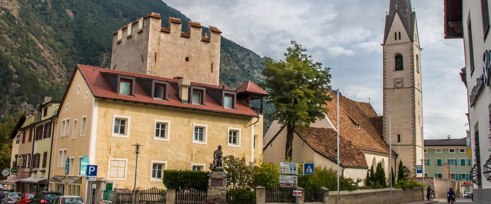 Latsch Pfarrkirche zum Hl. Michael in Latsch.