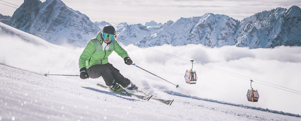 Ferienwohnungen / Residences in den Dolomiten