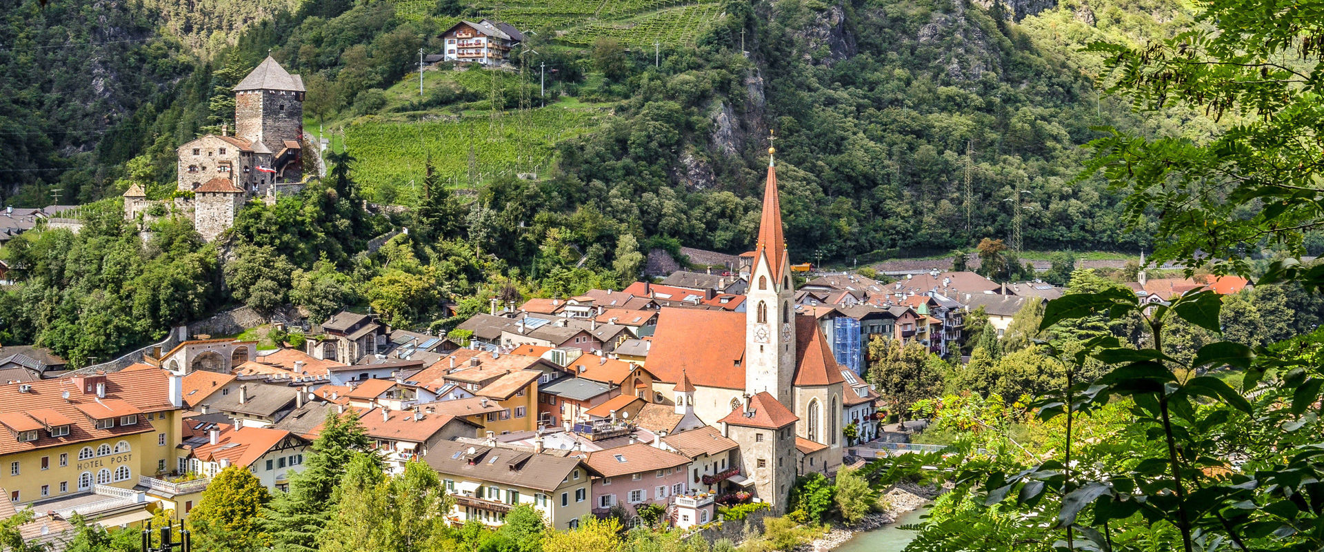 Klausen Blick auf Klausen mit Schloss Branzoll & Kloster Säben