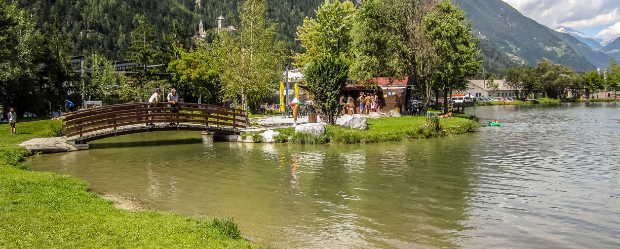 Hotels in Gais