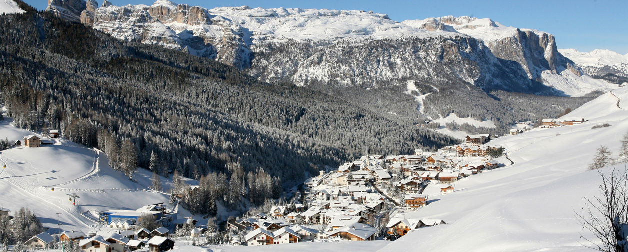 Ferienwohnungen / Residences in St. Kassian