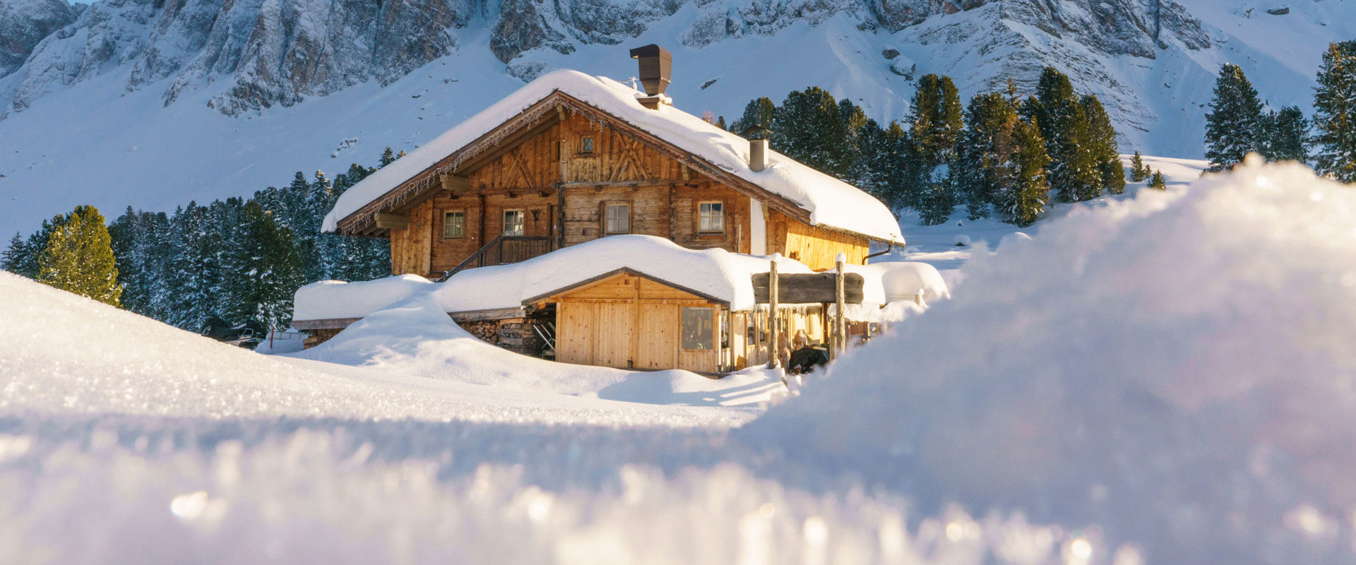 Geisleralm Geisleralm & Geislerspitzen im Schnee