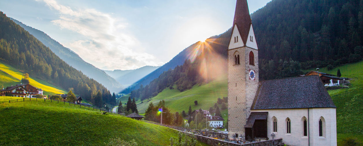 Ferienwohnungen / Residences im Jaufental